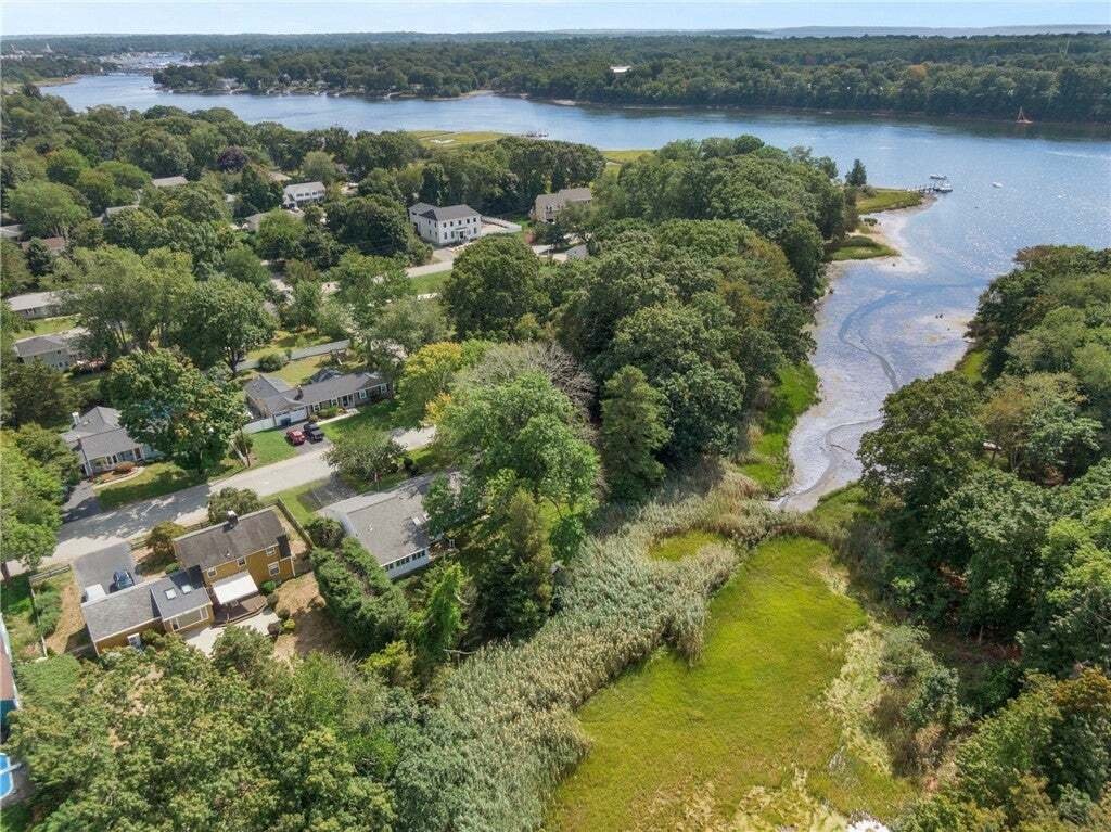 House in Barrington, Rhode Island, United States 3 - 18876447