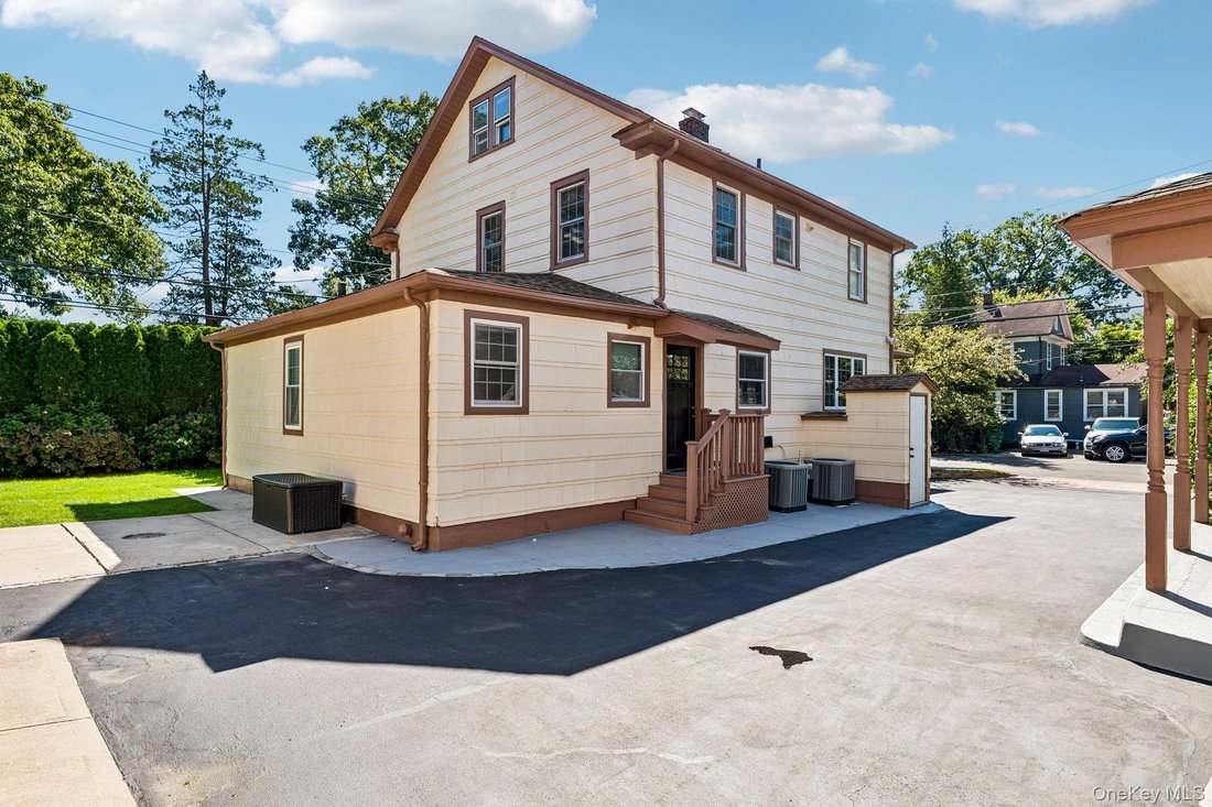 Casa a Albertson, New York, Stati Uniti 4 - 18876562