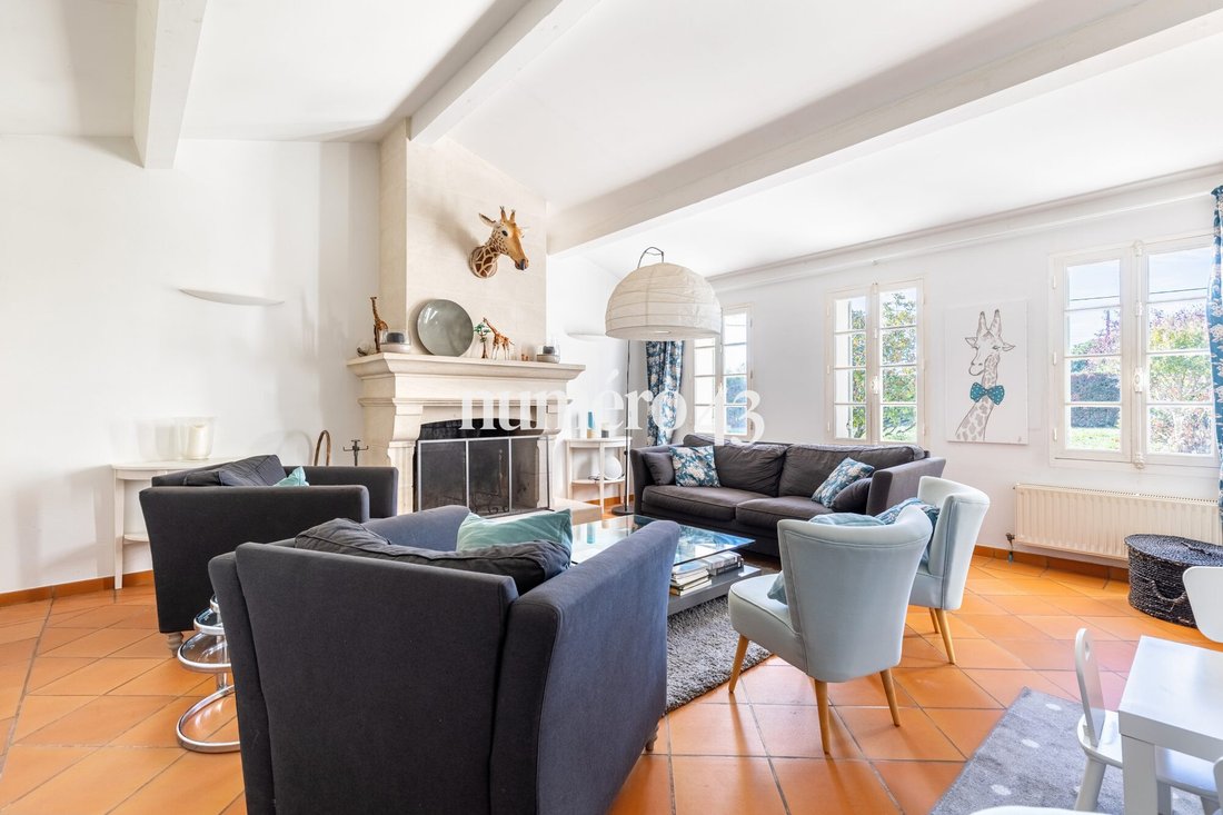 House in Cissac-Medoc, Nouvelle-Aquitaine, France 5 - 18876096