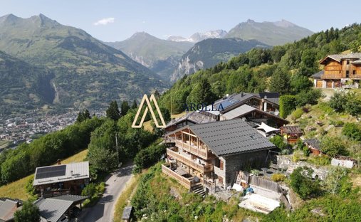 Chalet in Bourg-Saint-Maurice, Auvergne-Rhône-Alpes, France 1