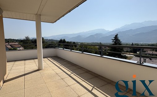Apartamento en Corbonne-Centre-Maréchaux, Saint-Ismier, Francia 1