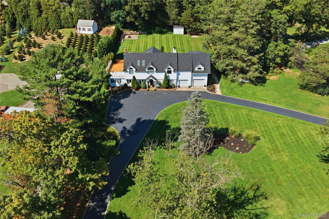 Casa a Greenlawn, New York, Stati Uniti 1 - 18876572