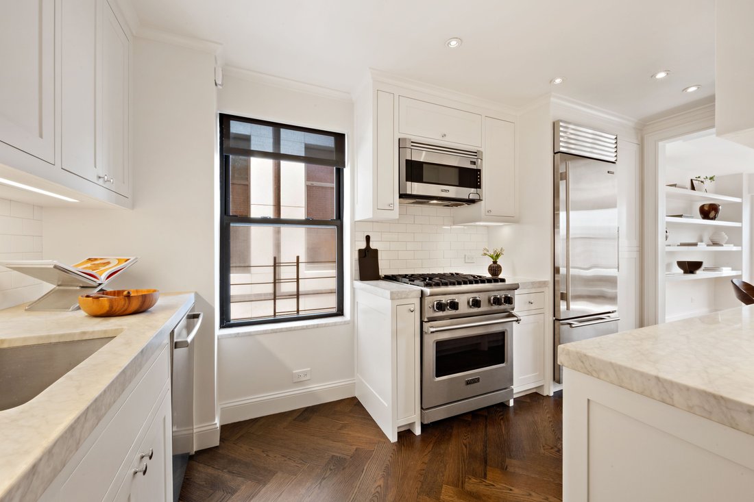 Co Op in New York, New York, United States 4 - 18876135