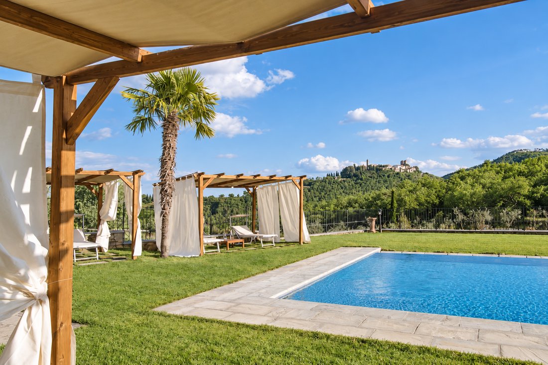 Villa in Civitella In Val di Chiana, Tuscany, Italy 2 - 18877066