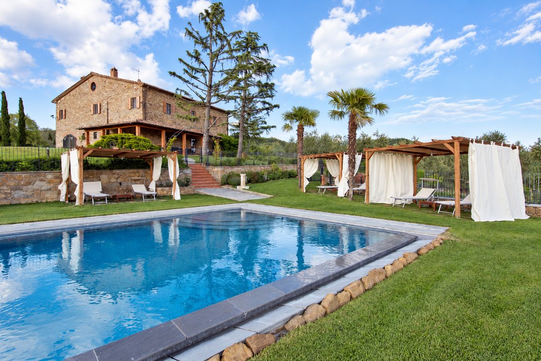 Villa in Civitella In Val di Chiana, Tuscany, Italy 1 - 18877066