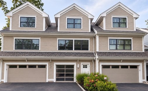 Condo in Newton, Massachusetts, United States 1
