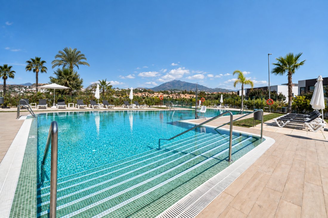 House in Estepona, Andalusia, Spain 4 - 18126023