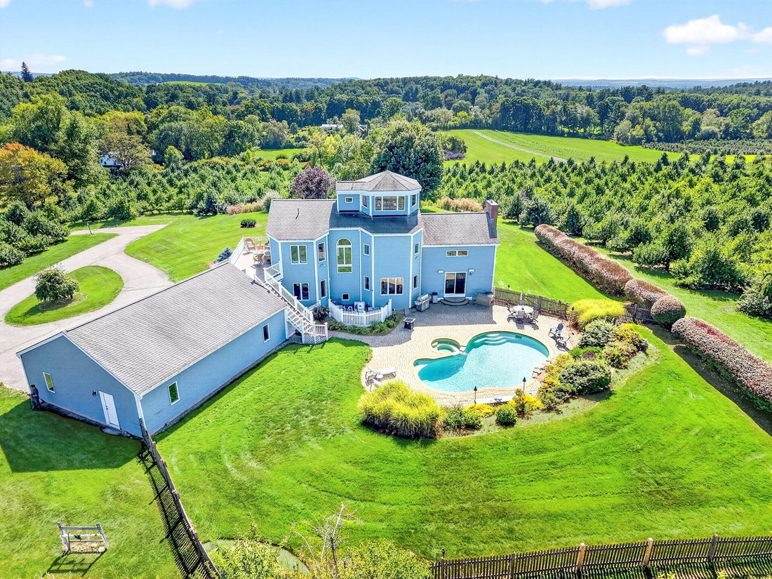 House in Groton, Massachusetts, United States 4 - 18876836
