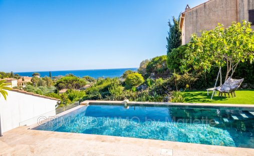 Villa in Les Issambres, Roquebrune-sur-Argens, France 1