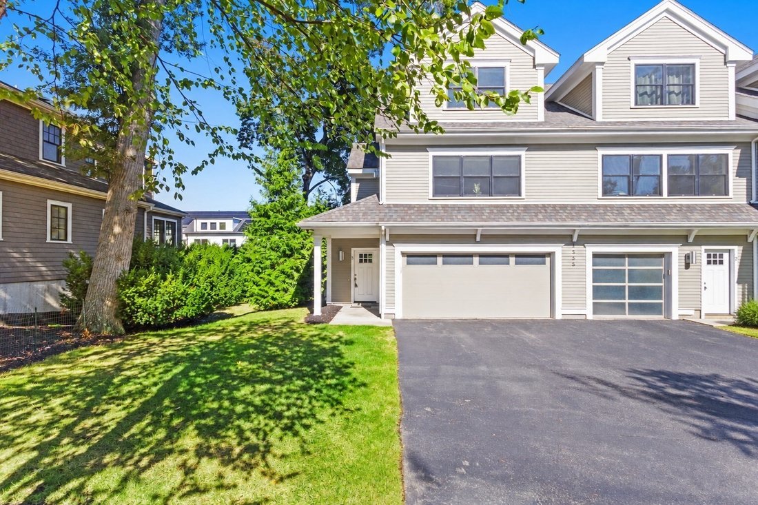 Condominio a Newton, Massachusetts, Stati Uniti 2 - 18876865