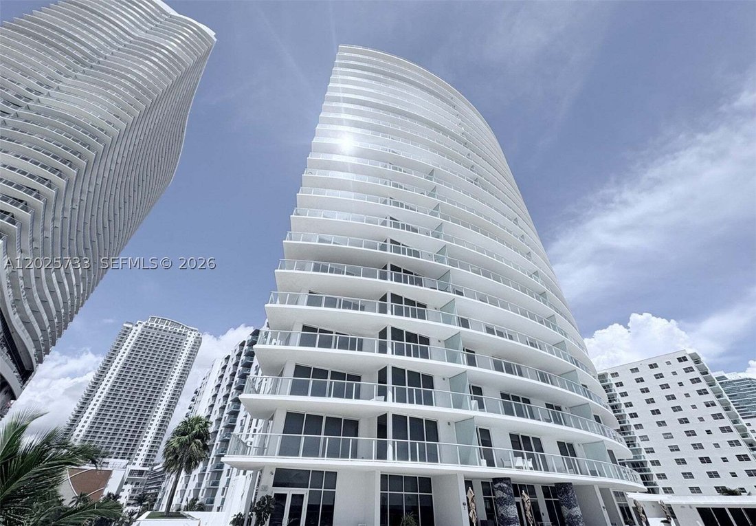 Eigentumswohnung in Hollywood, Florida, Vereinigte Staaten 1 - 18012858