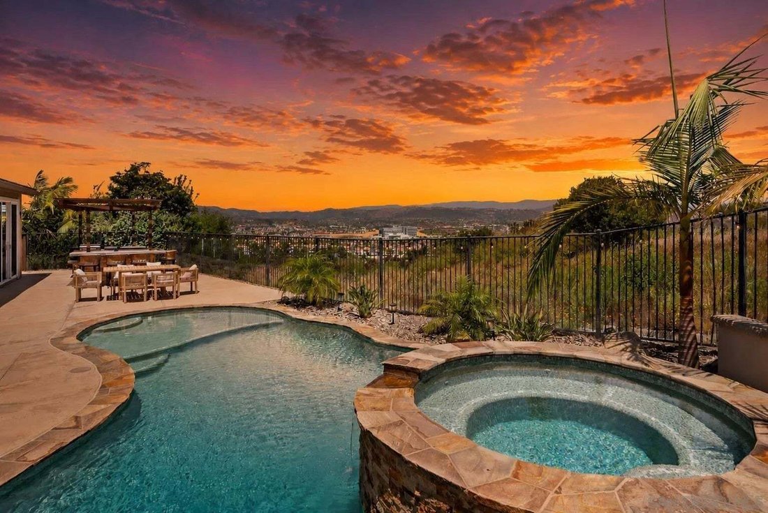 House in San Marcos, California, United States 2 - 18876690