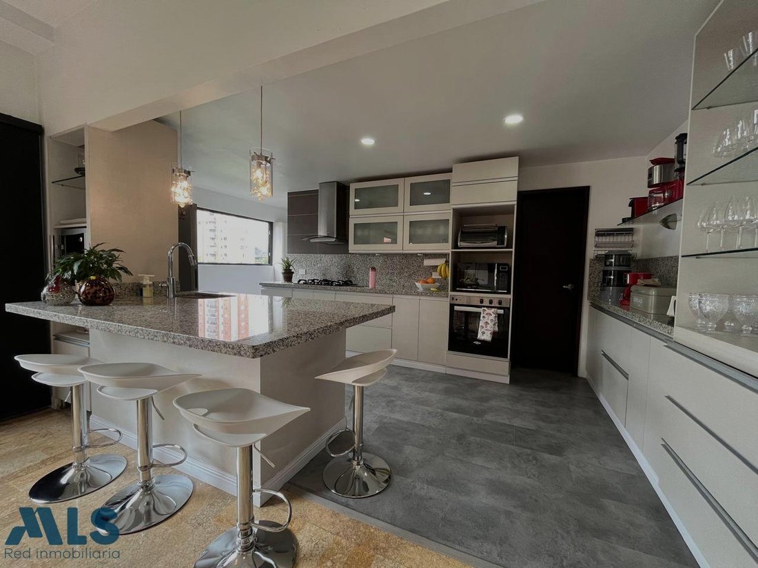 Apartment in Medellín, Antioquia, Colombia 1 - 18877068
