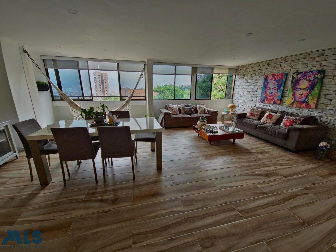 Apartment in Envigado, Antioquia, Colombia 4 - 18877046