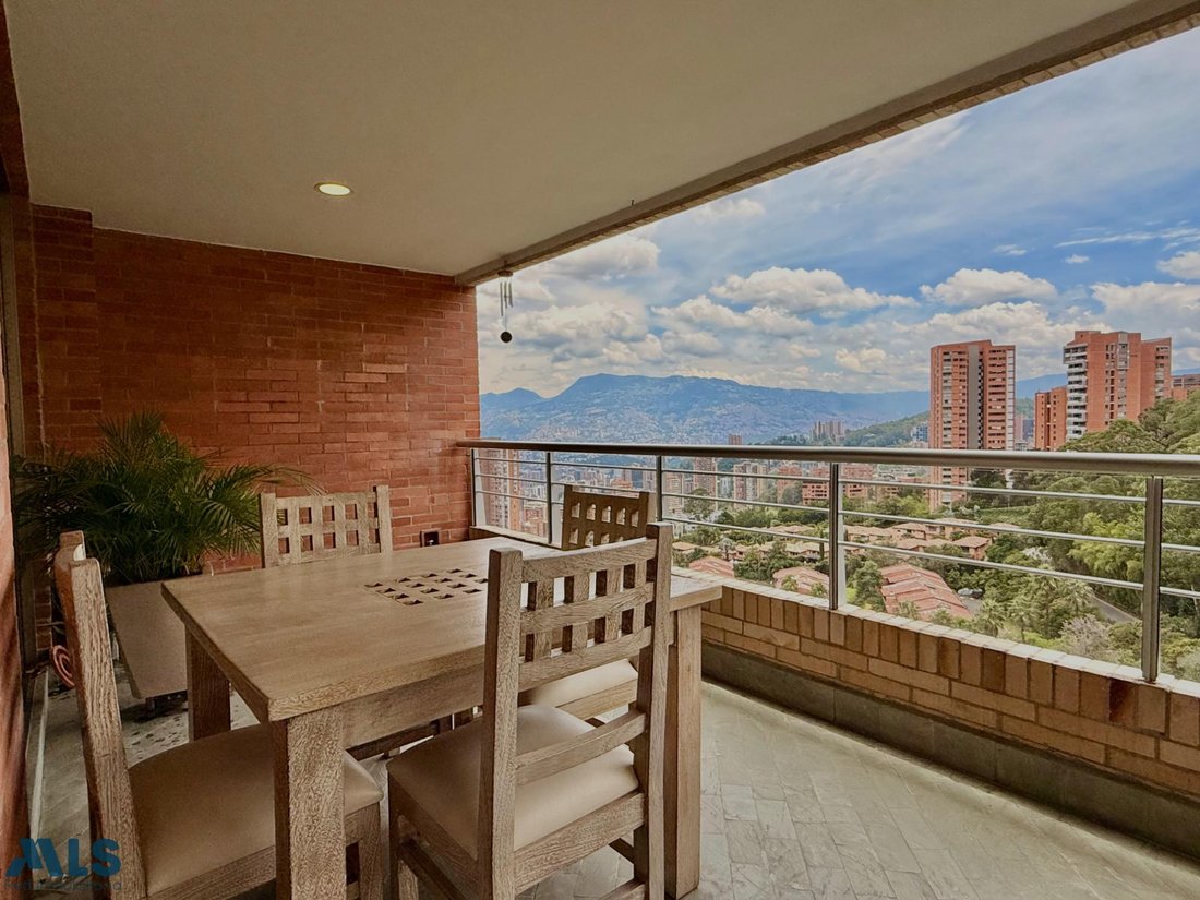 Apartment in Medellín, Antioquia, Colombia 3 - 18877042