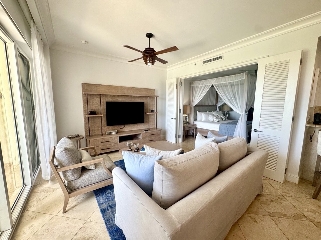 Condo in Grace Bay, Caicos Islands, Turks and Caicos Islands 2 - 18876968