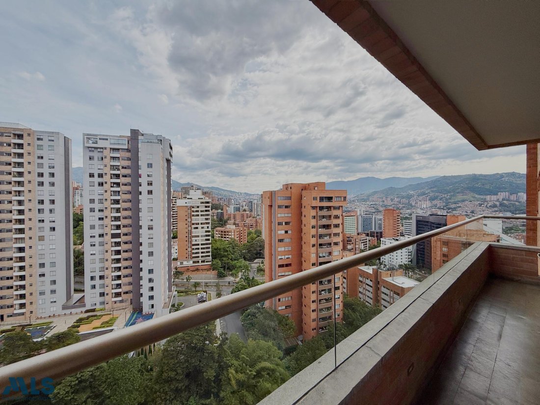 Apartment in Medellín, Antioquia, Colombia 4 - 18877039