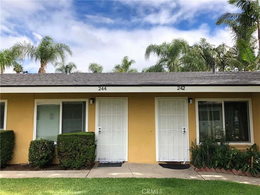 Altro a Orange, California, Stati Uniti 3 - 18876729