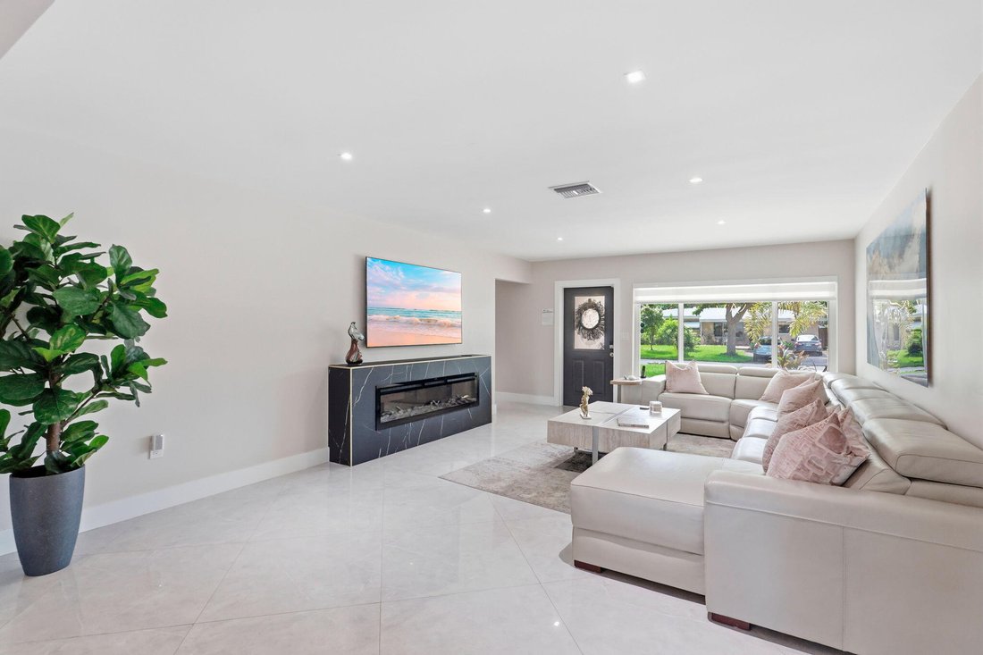 House in Oakland Park, Florida, United States 5 - 17551427