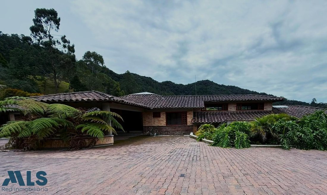 Finca in Envigado, Envigado, Kolumbien 2 - 18877040