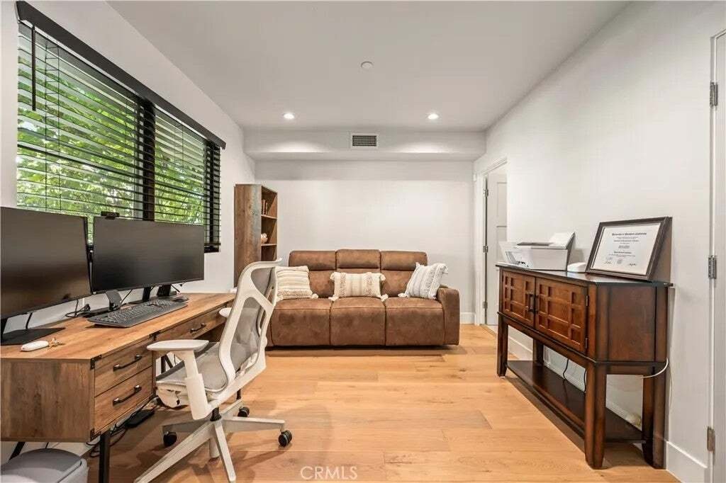 House in Los Angeles, California, United States 4 - 18873815