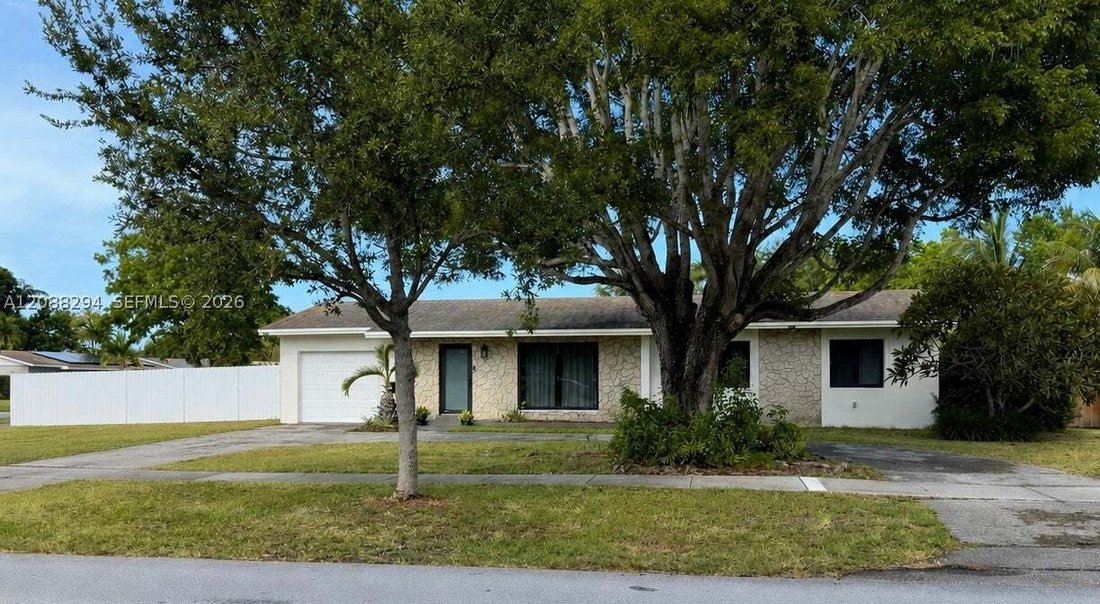 House in Cutler Bay, Florida, United States 1 - 18876680