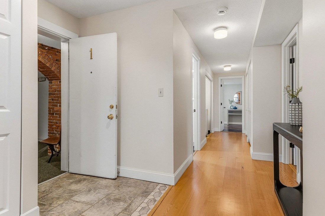 Condo in Portsmouth, New Hampshire, United States 4 - 18876867