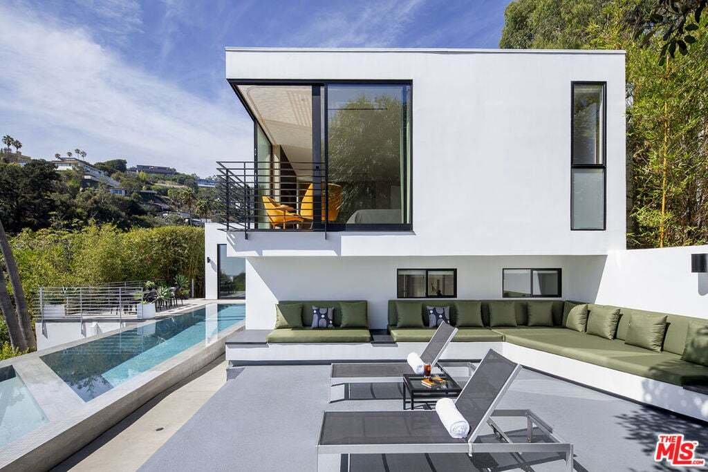 House in Los Angeles, California, United States 2 - 18876762