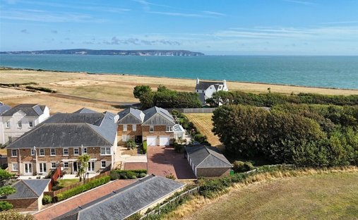 Casa a Milford-on-Sea, Inghilterra 1