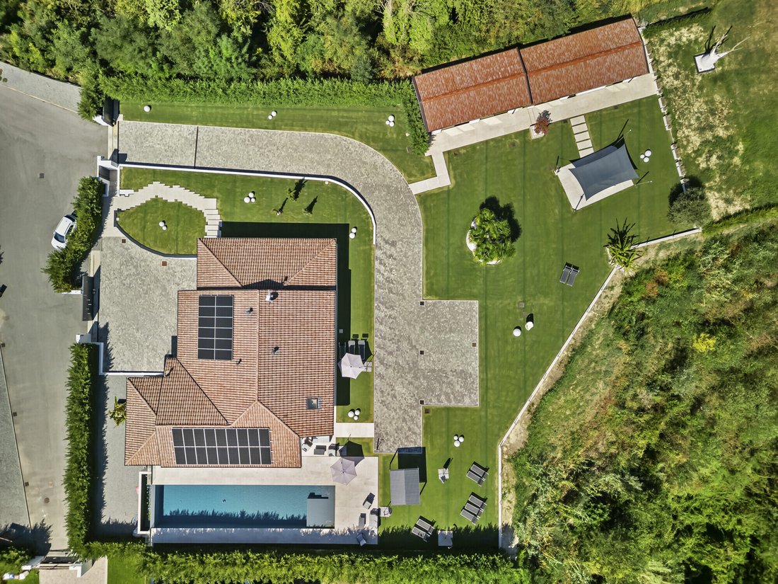 Villa in Monteu Roero, Piemont, Italien 2 - 18877124