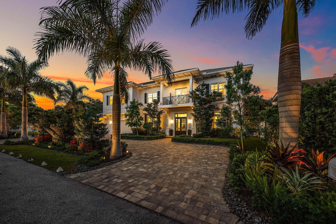 House in Palm Beach Gardens, Florida, United States 5 - 18876894