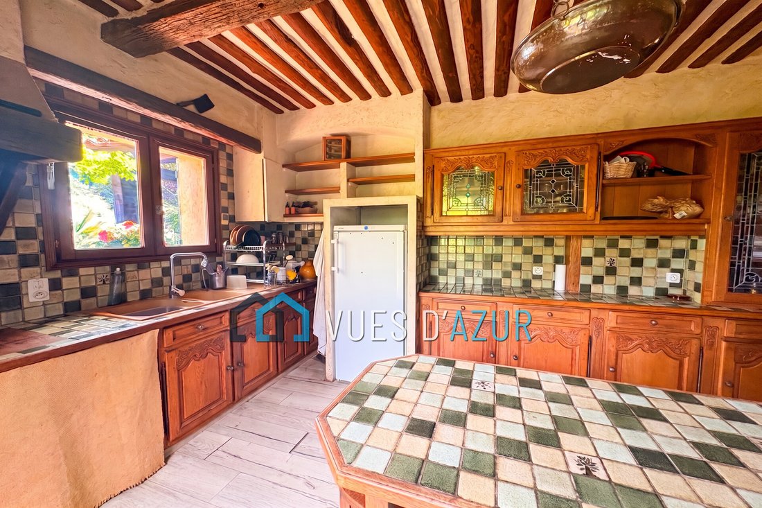 Villa in Le Rouret, Provence-Alpes-Côte d'Azur, France 4 - 17852452