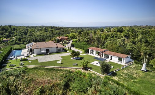 Villa in Monteu Roero, Piemont, Italien 1