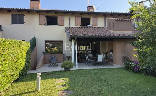 Villa en Gorle, Lombardía, Italia 1