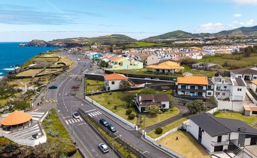 House in Ribeira Grande (Conceicao), Azores, Portugal 1