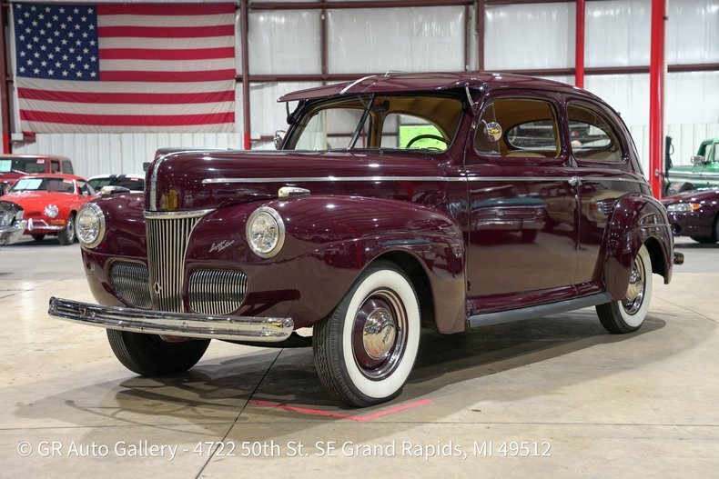 Coupe in Grand Rapids, United States 1 - 18877199