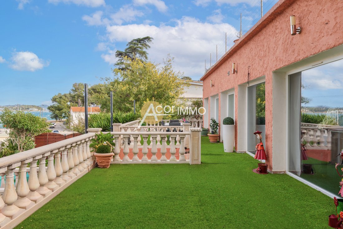 House in Coste Chaude-Mauveou, La Seyne-sur-Mer, France 1 - 18877457