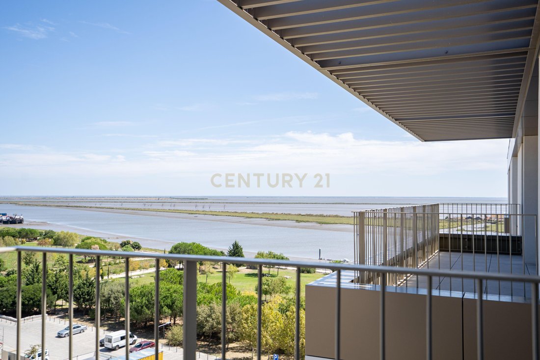 Apartment in Povoa de Santa Iria e Forte da Casa, Lisbon, Portugal 1 - 18566040