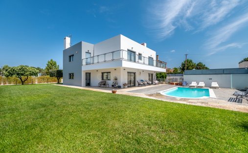 Villa en Azeitao (Sao Lourenco y Sao Simao), Setúbal Municipality, Portugal 1