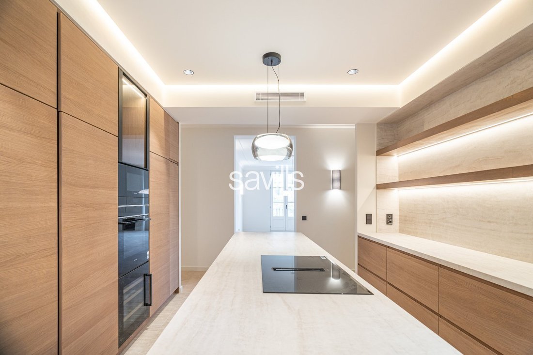 Apartment in Eixample, Barcelona, Spain 5 - 18877235
