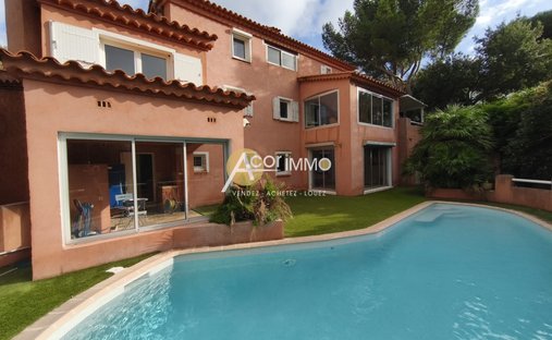 House in Coste Chaude-Mauveou, La Seyne-sur-Mer, France 1