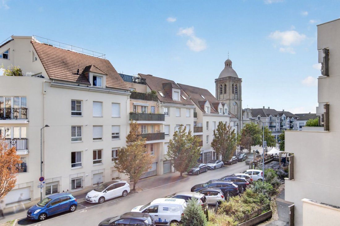 Apartamento en Centre Ville, Houilles, Francia 1 - 18877533