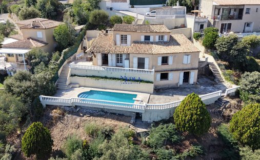 Villa en Le Cottage, Mandelieu-la-Napoule, Francia 1