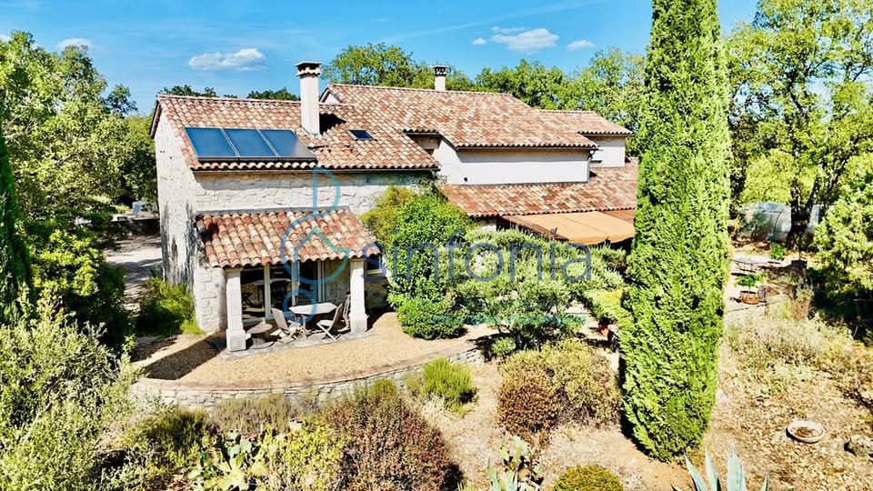 Finca en Bouquet, Occitania, Francia 1 - 18877609