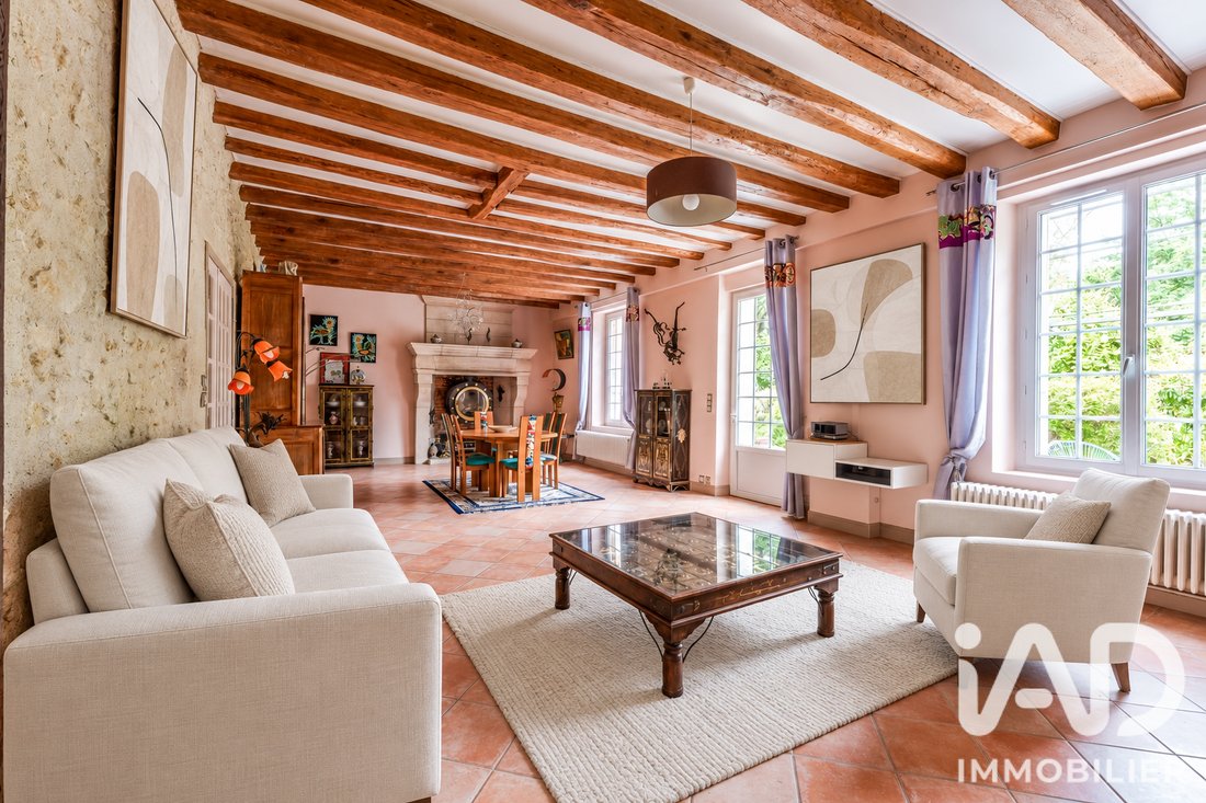 Maison à Nouzilly, Centre-Val de Loire, France 1 - 18161222