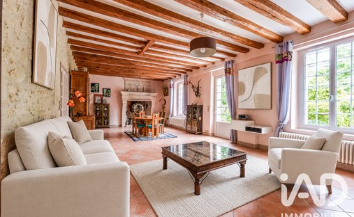 Maison à Nouzilly, Centre-Val de Loire, France 1