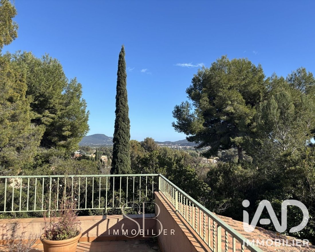 Casa en La Garde, Provenza-Alpes-Costa Azul, Francia 2 - 18880255