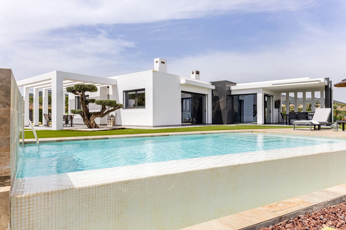 Villa a Alhaurín el Grande, Andalusia, Spagna 1 - 18877687