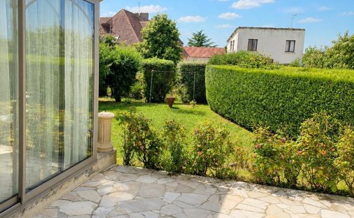 House in Le Bois, Herouville-Saint-Clair, France 1