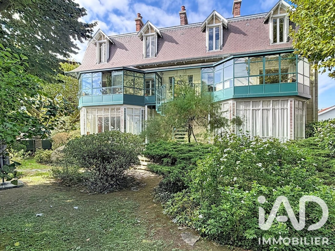 Apartamento en Creteil, Isla de Francia, Francia 1 - 18880069